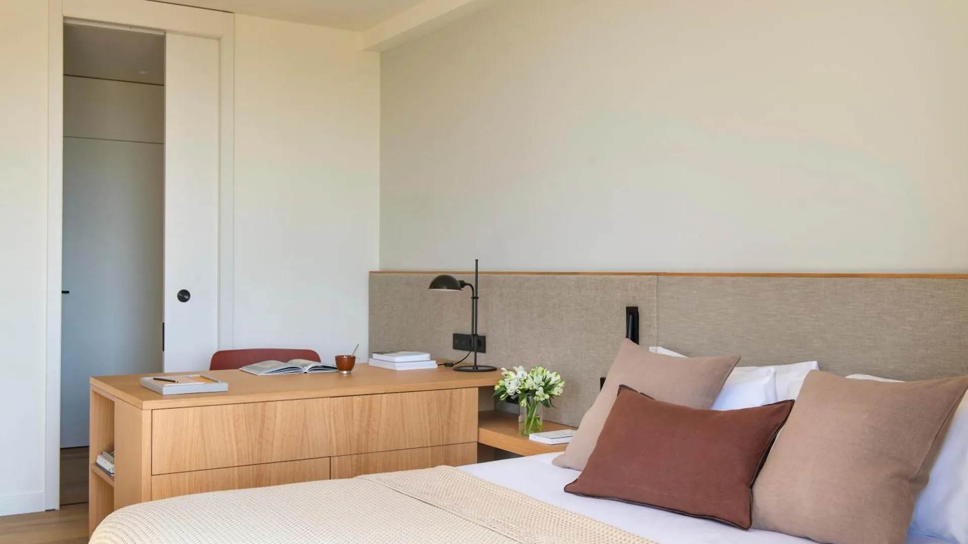 Archie Living Aparthotel Barcelona