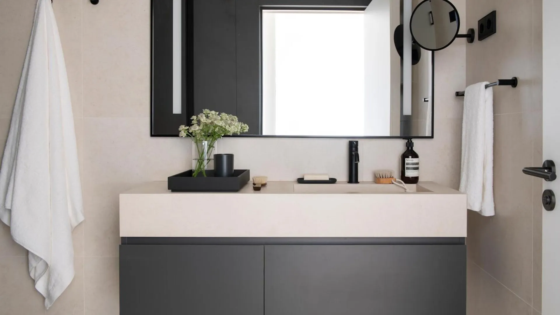 Archie Living Aparthotel Barcelona