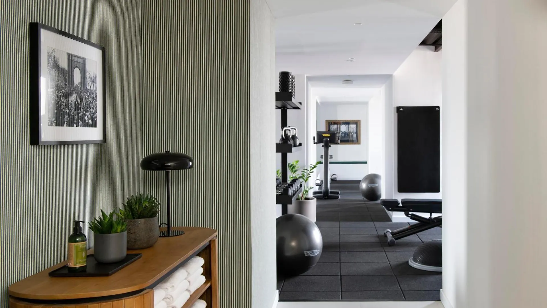 Archie Living Aparthotel Barcelona Spain